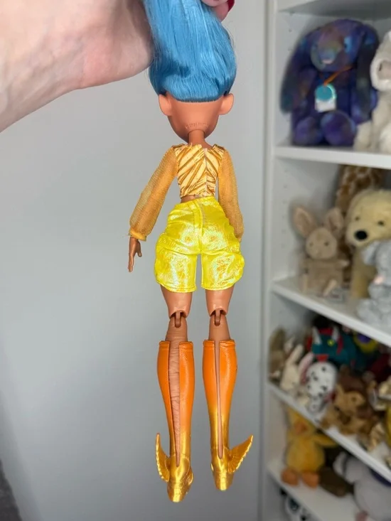 Monster High Skulltimate Secrets Fearidescent Cleo De Nile doll - Picture 6 of 6